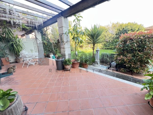 casa indipendente in vendita a Botticino