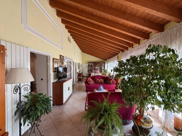 casa indipendente in vendita a Botticino