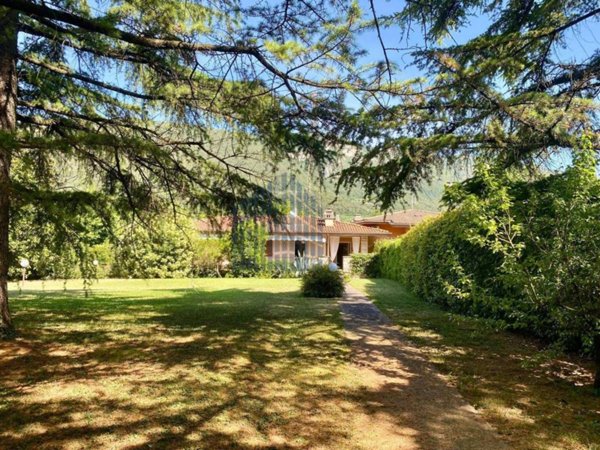 casa indipendente in vendita a Botticino in zona Botticino Sera