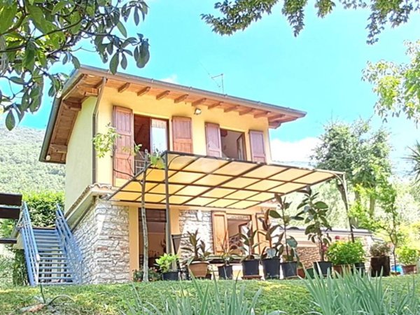 casa indipendente in vendita a Botticino
