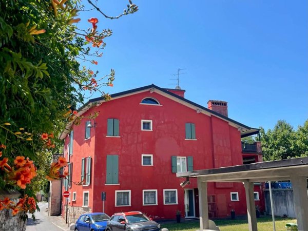 appartamento in vendita a Botticino in zona Botticino Sera