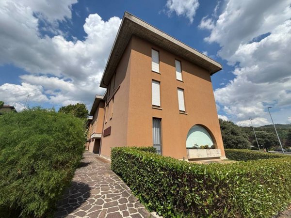 appartamento in vendita a Botticino in zona Botticino Sera