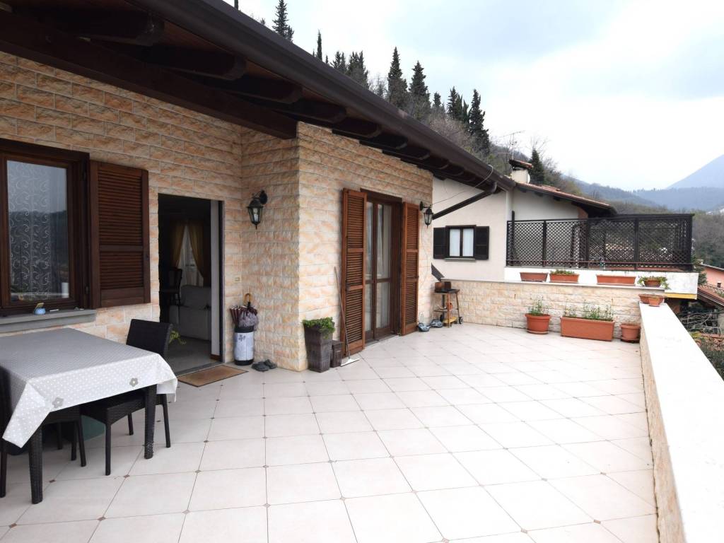 casa indipendente in vendita a Botticino in zona Botticino Mattina