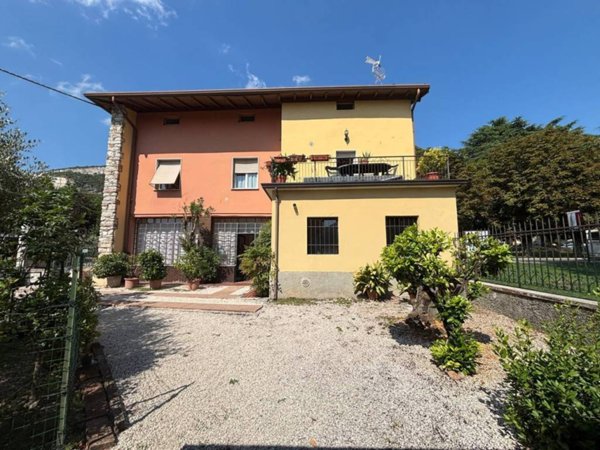 casa indipendente in vendita a Botticino in zona Botticino Mattina
