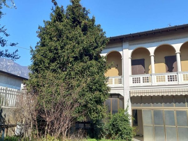 casa indipendente in vendita a Botticino