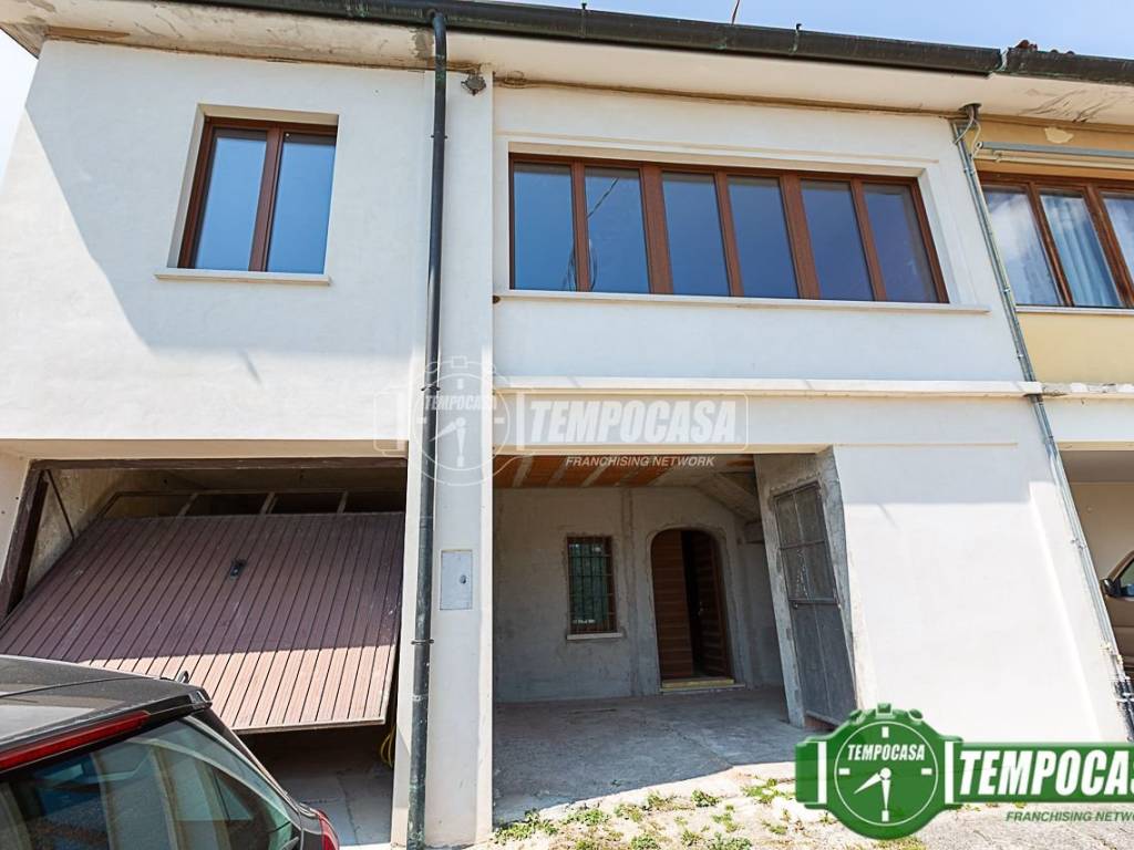 casa indipendente in vendita a Botticino