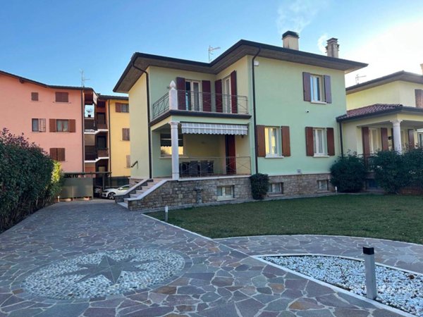 casa indipendente in vendita a Botticino