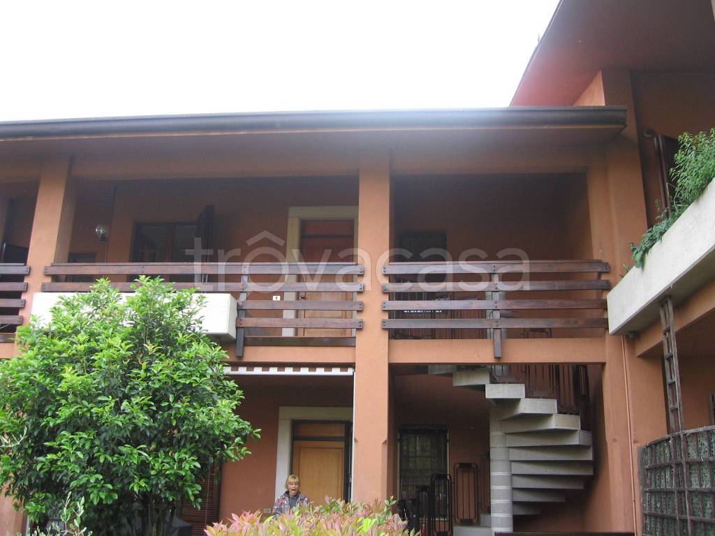 appartamento in vendita a Botticino in zona Botticino Sera