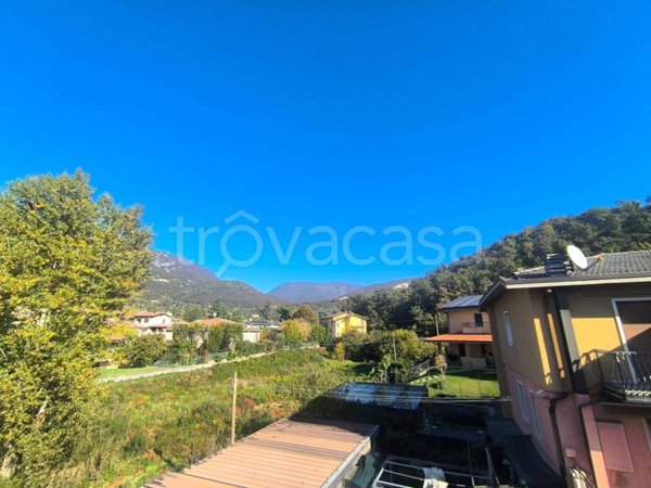 appartamento in vendita a Botticino in zona Botticino Sera