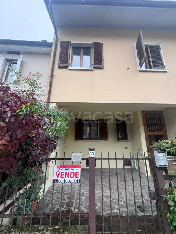 appartamento in vendita a Botticino