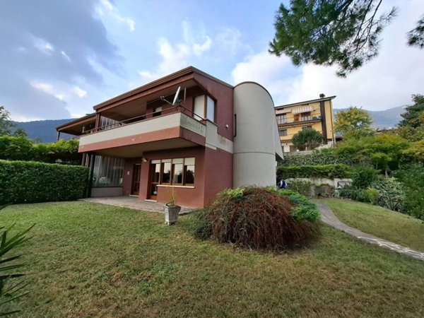 casa indipendente in vendita a Botticino