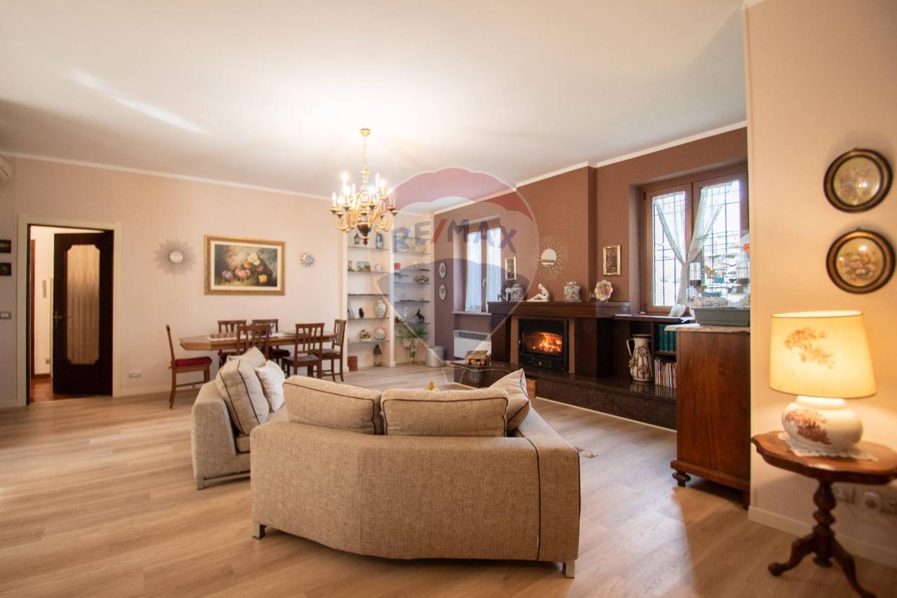 casa indipendente in vendita a Botticino