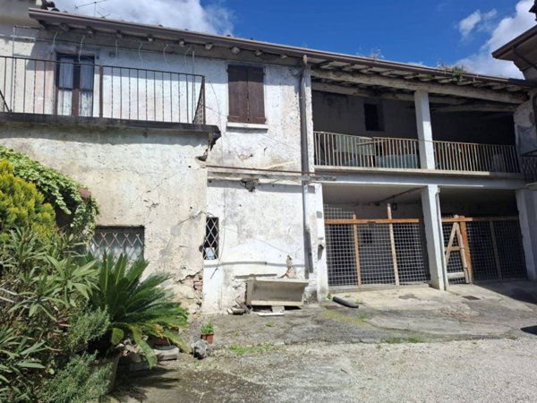 casa indipendente in vendita a Botticino