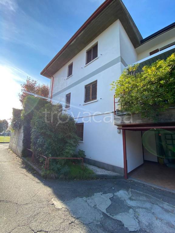 casa indipendente in vendita a Botticino in zona Botticino Sera