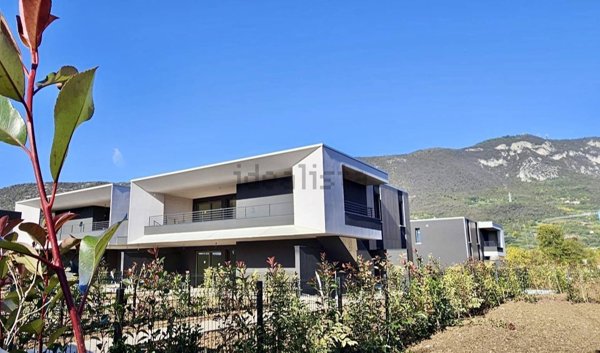 appartamento in vendita a Botticino in zona Botticino Sera