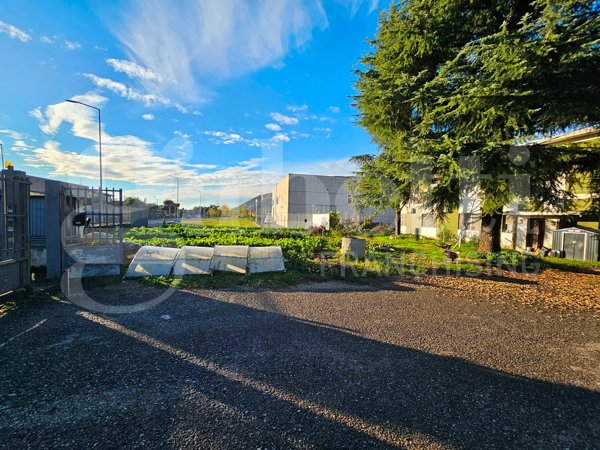 terreno edificabile in vendita a Botticino