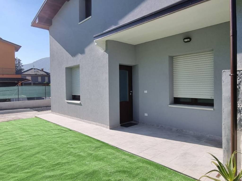 casa indipendente in vendita a Botticino in zona Botticino Sera