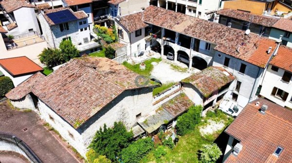 casa indipendente in vendita a Botticino