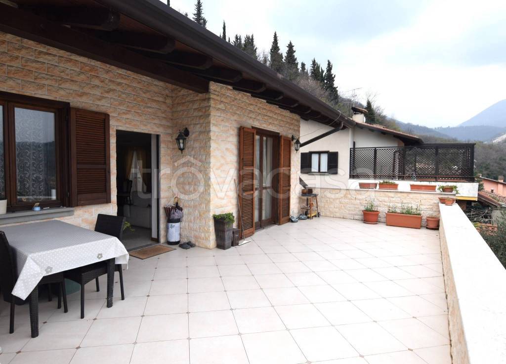 casa indipendente in vendita a Botticino in zona Botticino Mattina