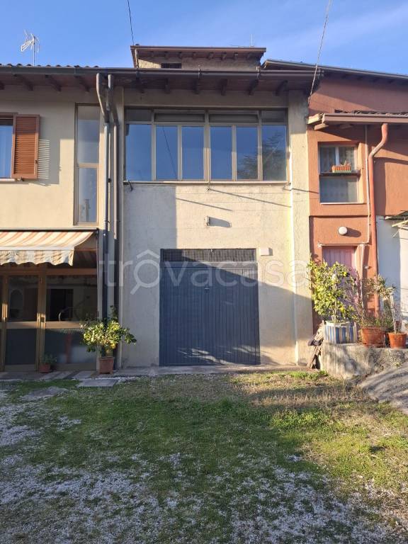 casa indipendente in vendita a Botticino