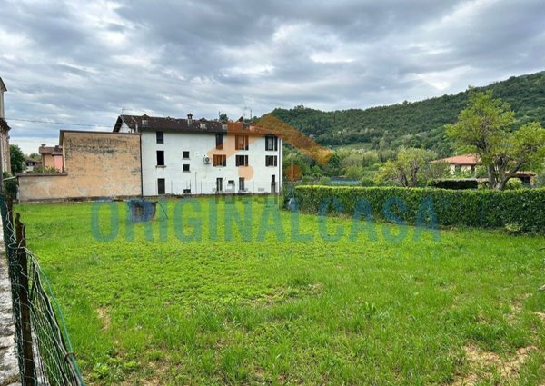 casa indipendente in vendita a Botticino in zona Botticino Mattina
