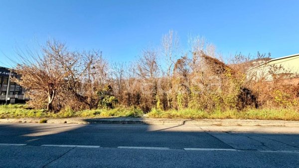 terreno edificabile in vendita a Botticino in zona Botticino Sera