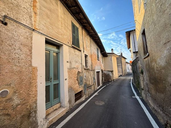 casa indipendente in vendita a Botticino in zona Botticino Mattina
