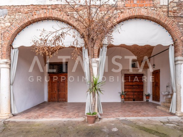 casa indipendente in vendita a Botticino in zona Botticino Mattina