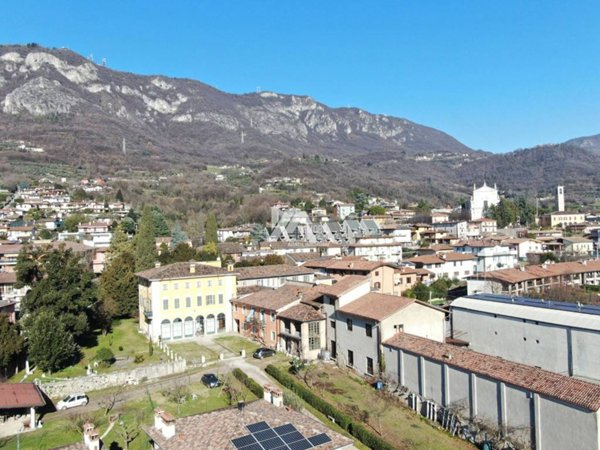 intera palazzina in vendita a Botticino in zona Botticino Sera