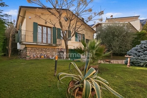 casa indipendente in vendita a Botticino