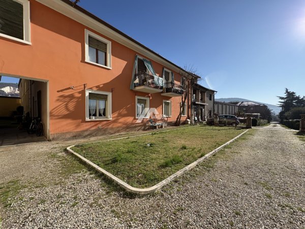 casa indipendente in vendita a Botticino in zona Botticino Sera