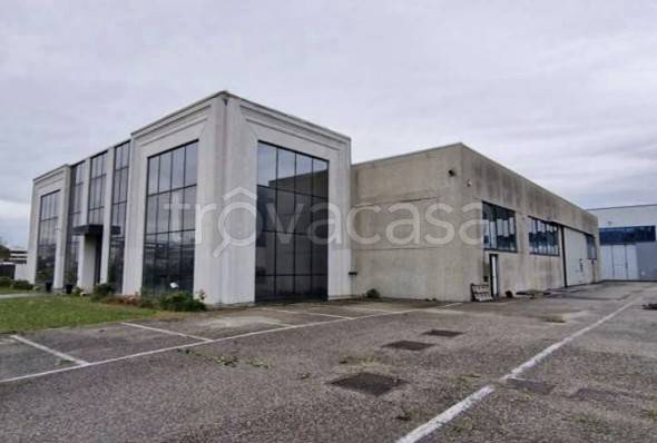 locale commerciale in vendita a Botticino