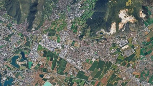 locale commerciale in vendita a Botticino