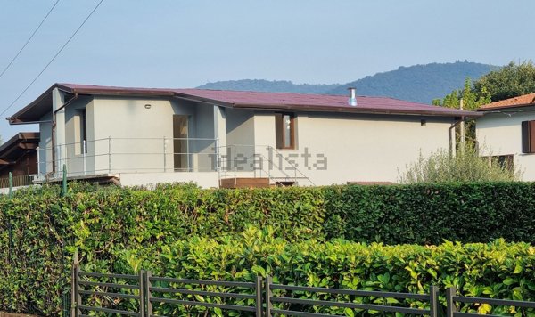 casa indipendente in vendita a Botticino