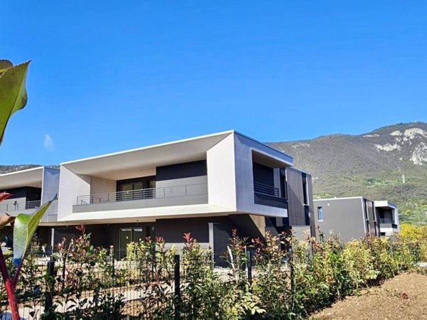 appartamento in vendita a Botticino in zona Botticino Sera