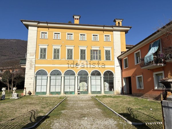 casa indipendente in vendita a Botticino in zona Botticino Sera