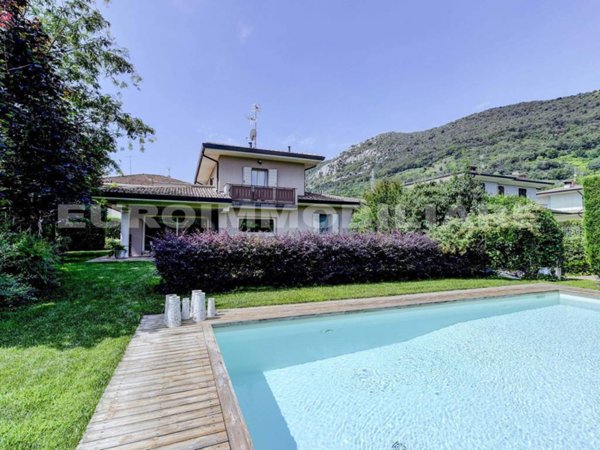 casa indipendente in vendita a Botticino