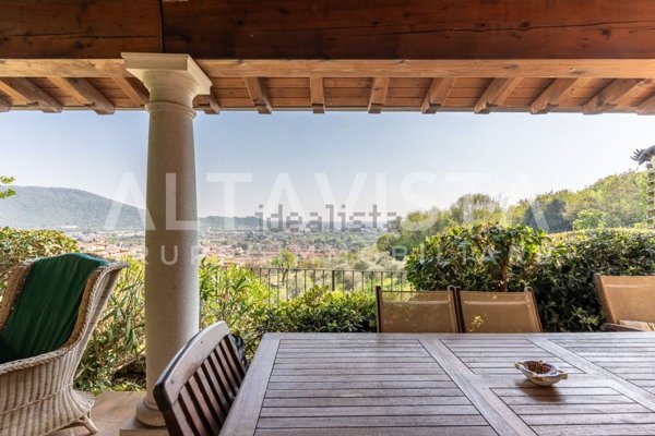 casa indipendente in vendita a Botticino in zona Botticino Sera