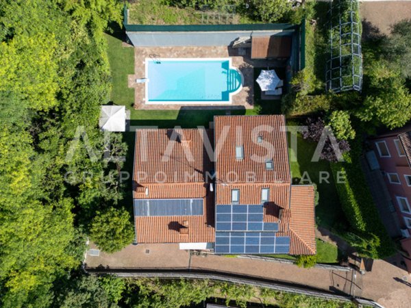 casa indipendente in vendita a Botticino in zona Botticino Sera