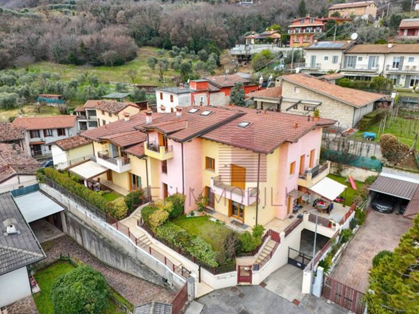 appartamento in vendita a Botticino in zona Botticino Sera