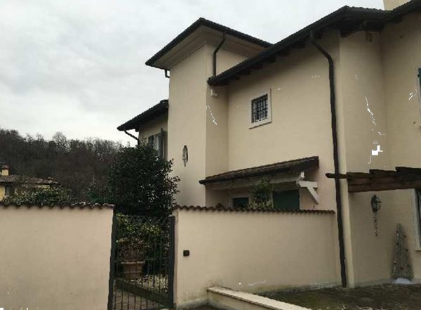 casa indipendente in vendita a Botticino