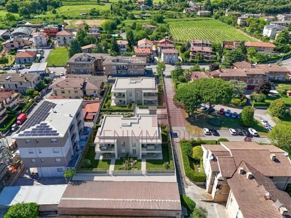 casa indipendente in vendita a Botticino in zona Botticino Sera