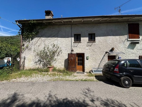 casa indipendente in vendita a Botticino