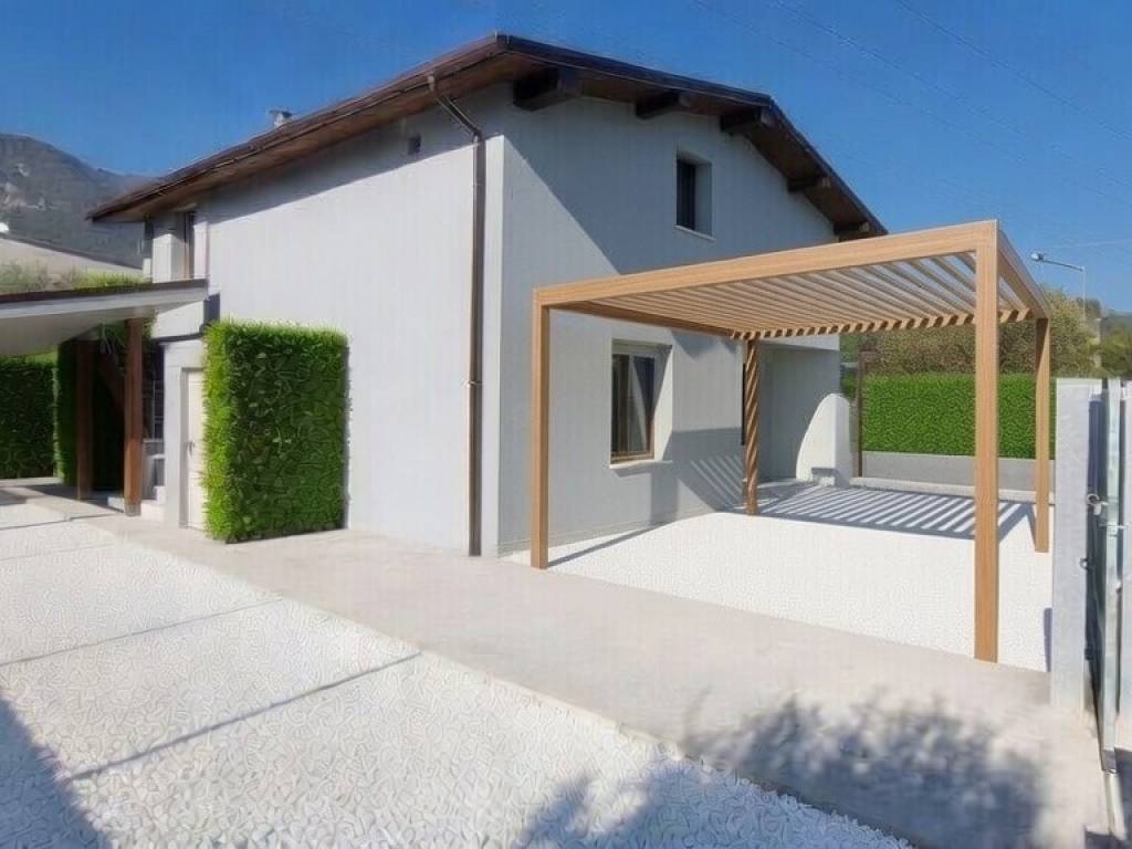 casa indipendente in vendita a Botticino in zona Botticino Sera