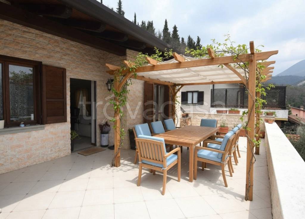 casa indipendente in vendita a Botticino in zona Botticino Mattina