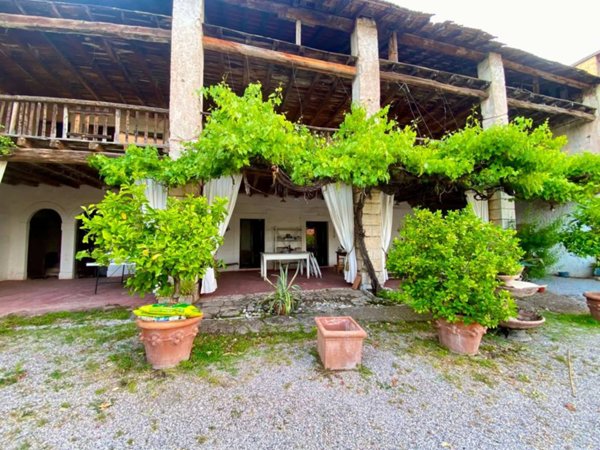 casa indipendente in vendita a Botticino in zona Botticino Sera
