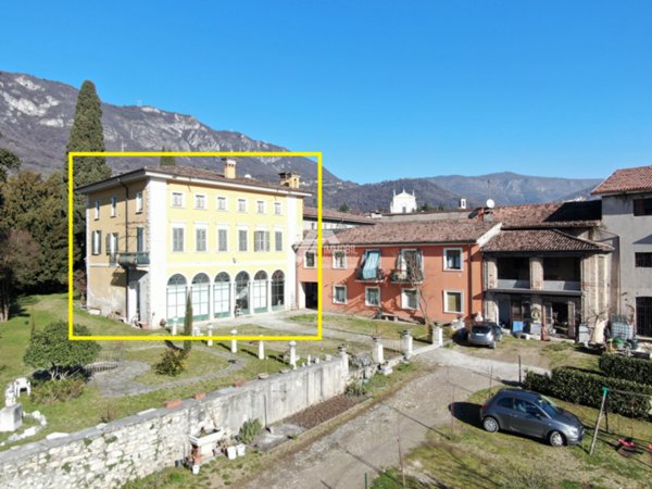 casa indipendente in vendita a Botticino in zona Botticino Sera