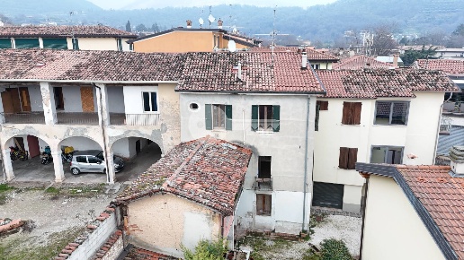 casa indipendente in vendita a Botticino in zona Botticino Sera
