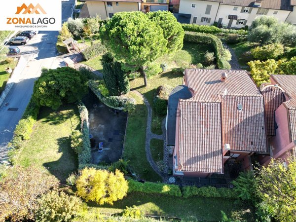 casa indipendente in vendita a Botticino in zona Botticino Sera