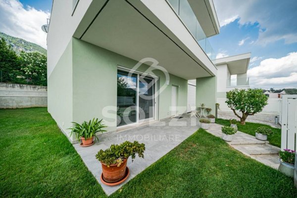 casa indipendente in vendita a Botticino in zona Botticino Mattina